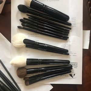 9 eye brushes Wayne Goss 03 04 05 06 07 08 17 18 19